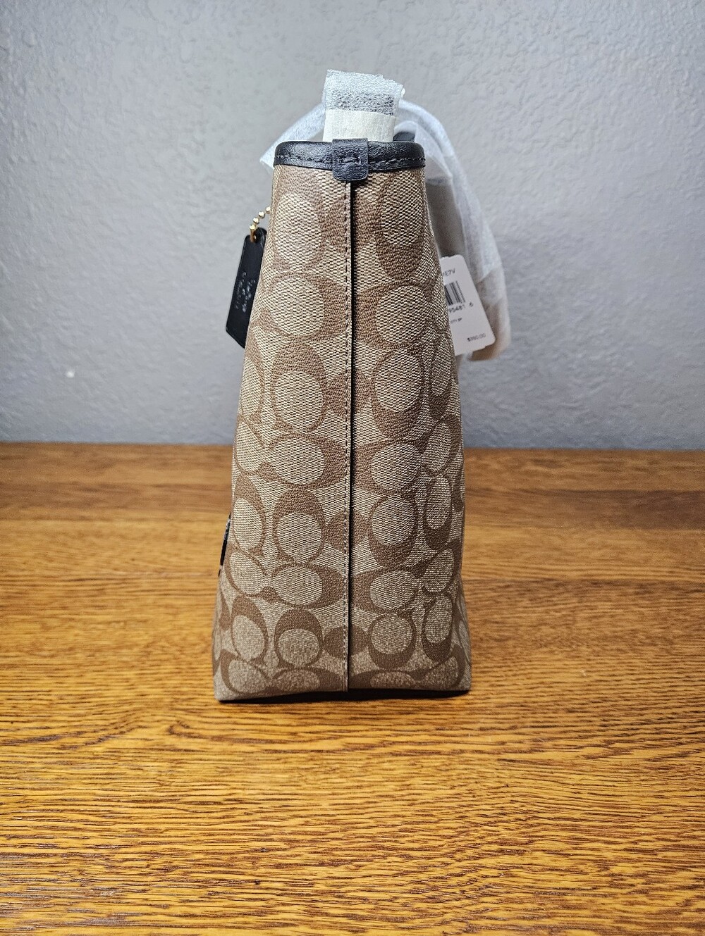 Coach x Disney Snow White City Tote - Picture 6 of 12